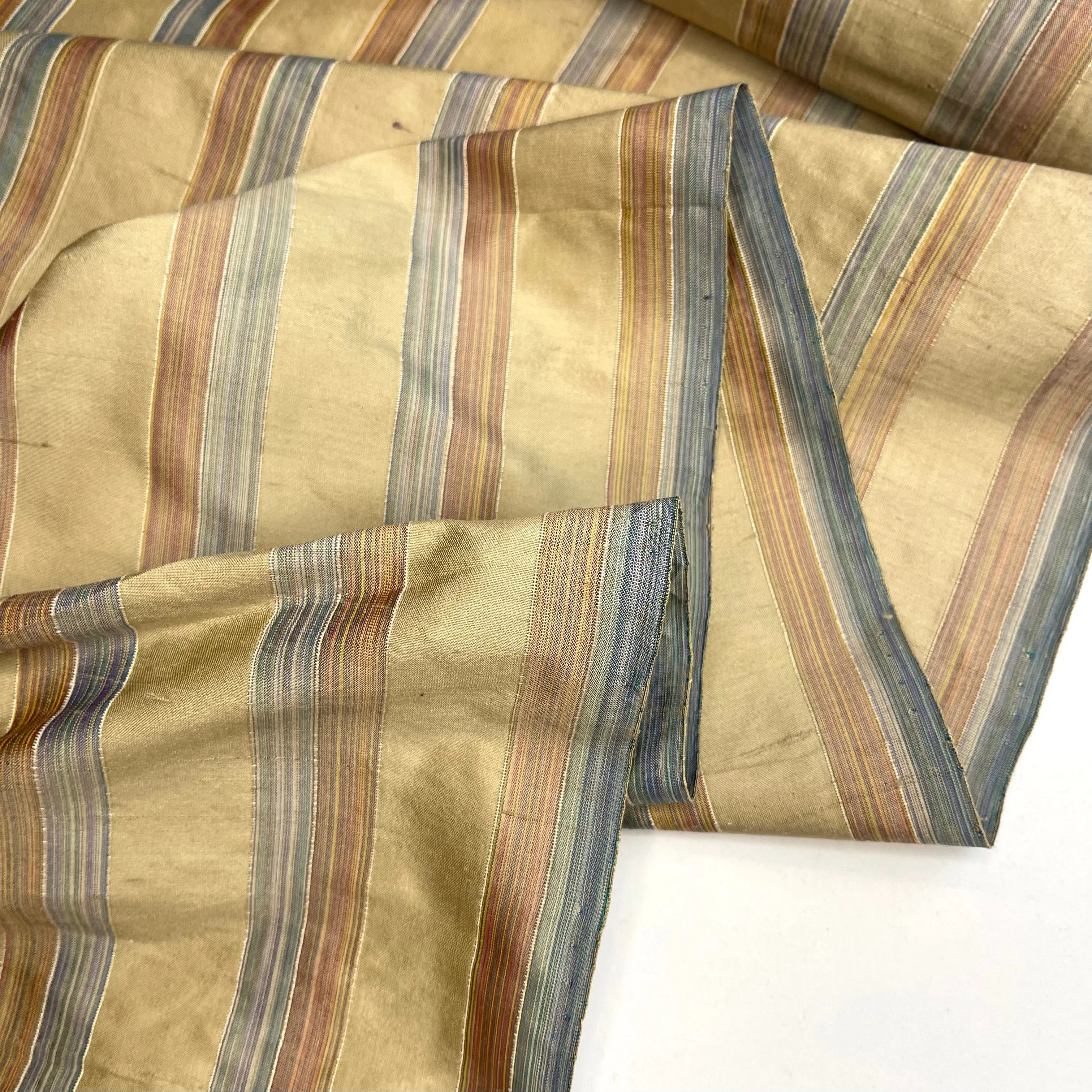 75cm plus end Slone Street Stripes Silk Dupion